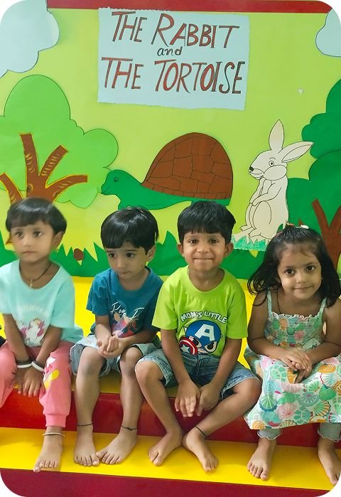 Makoons Wakad Junior KG children